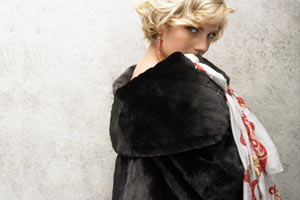 BLACKGLAMA elegant black mink coat